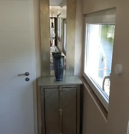 Sportboot Lorenzo Hotel en barco