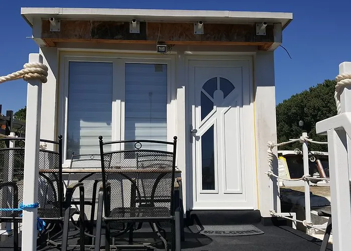 Sportboot Lorenzo Botel Bornheim (Rheinland)